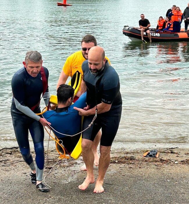 832F644E-FA83-4DBB-B17E-D16F717FDF28 832F644E-FA83-4DBB-B17E-D16F717FDF28