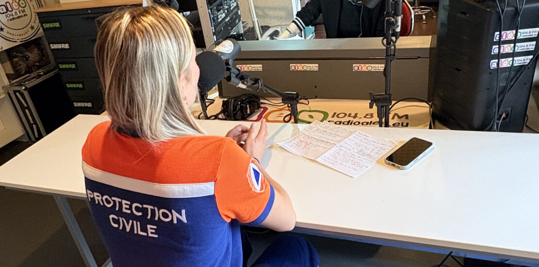 Tatiana Piejak de la Protection Civile 71 au micro de Radio Aléo pour partager les bons gestes à adopter en cas d'accidents de la vie courante